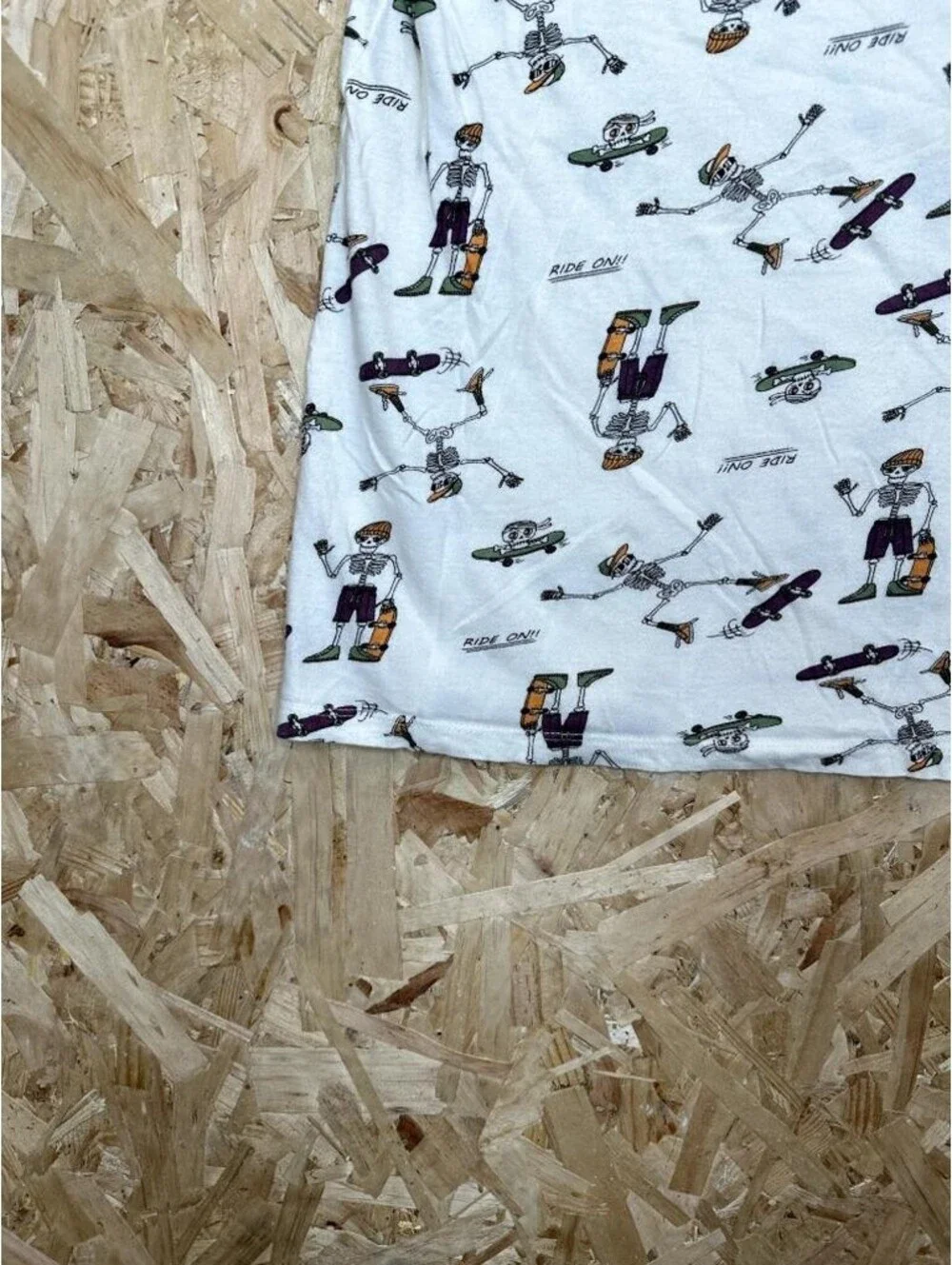 Old Navy Boys Softest Tee XL 14-16 White Skeleton Skateboard Graphic T-Shirt